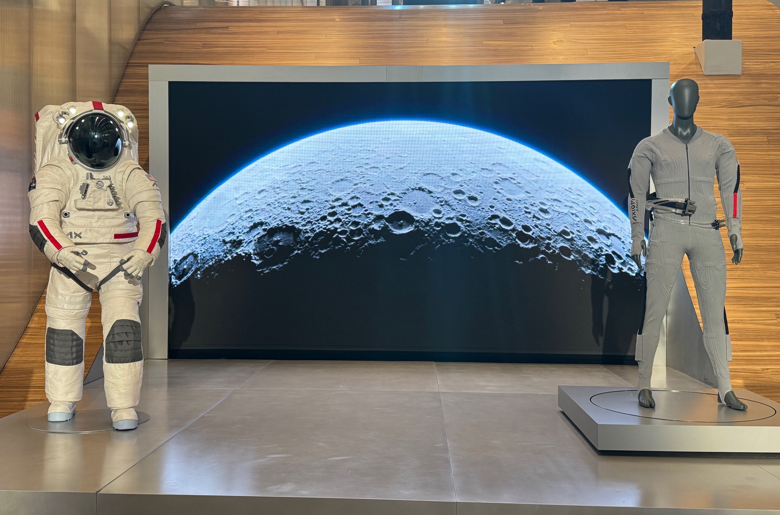 Axiom and Prada Unveil Advanced Lunar Spacesuit Design for NASA