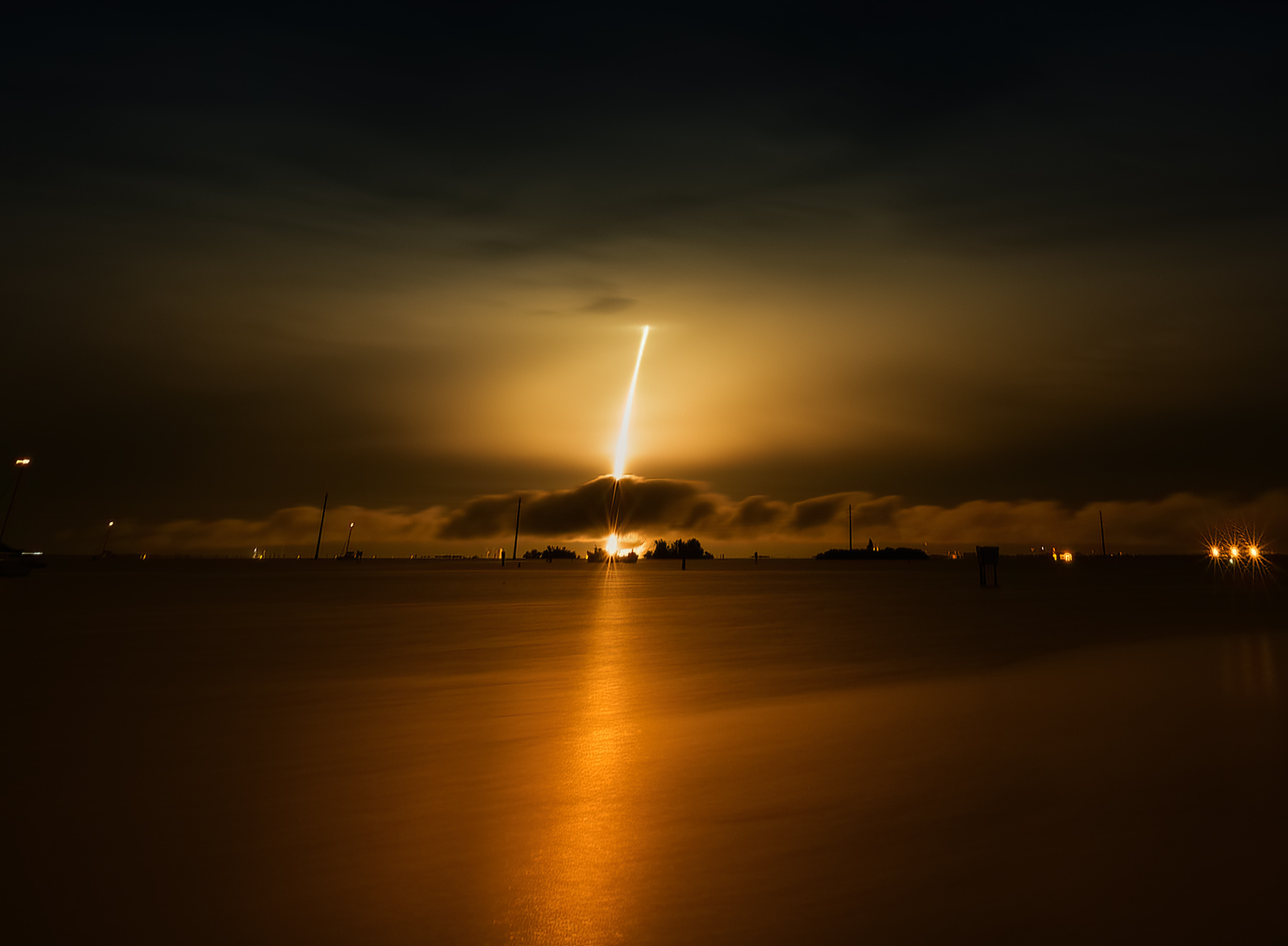 SpaceX Launches 24 Starlink Satellites Ahead of Nasdaq Debut