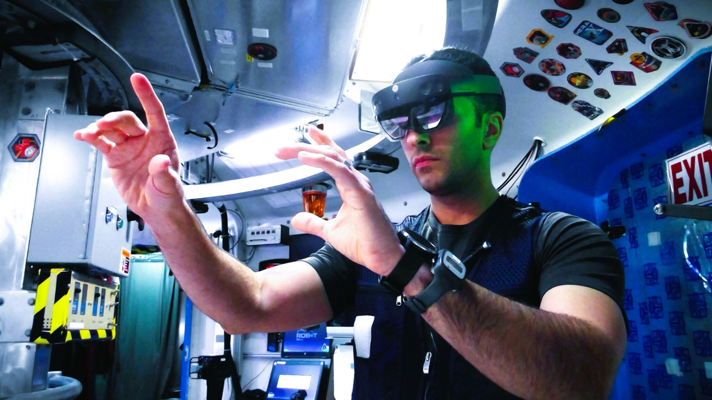 NASA Seeks Volunteers for Yearlong Simulated Moon and Mars Mission