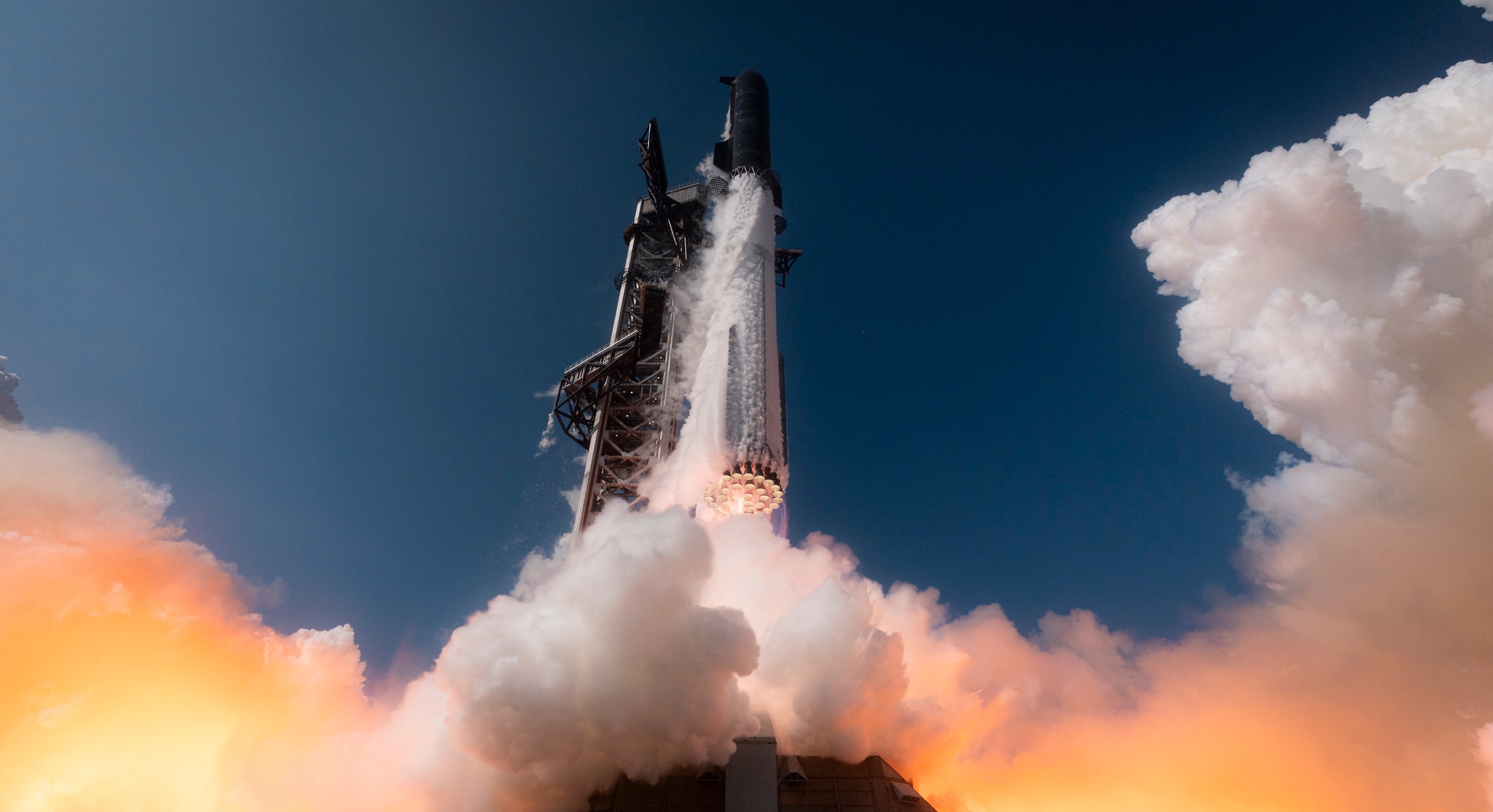 The Uncertain Ascent: SpaceX's Starship and Its Role in the New Space Economy